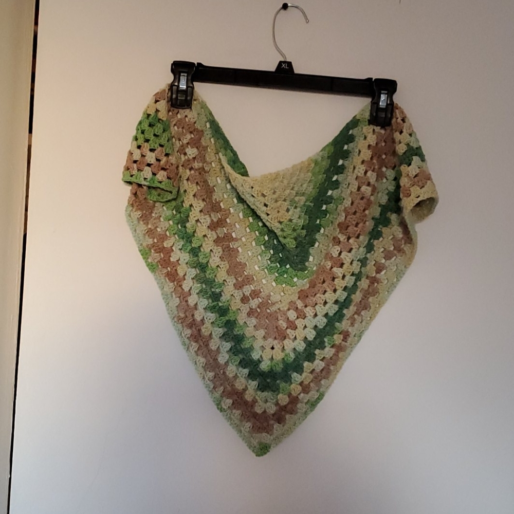 HAND MADE SCARF